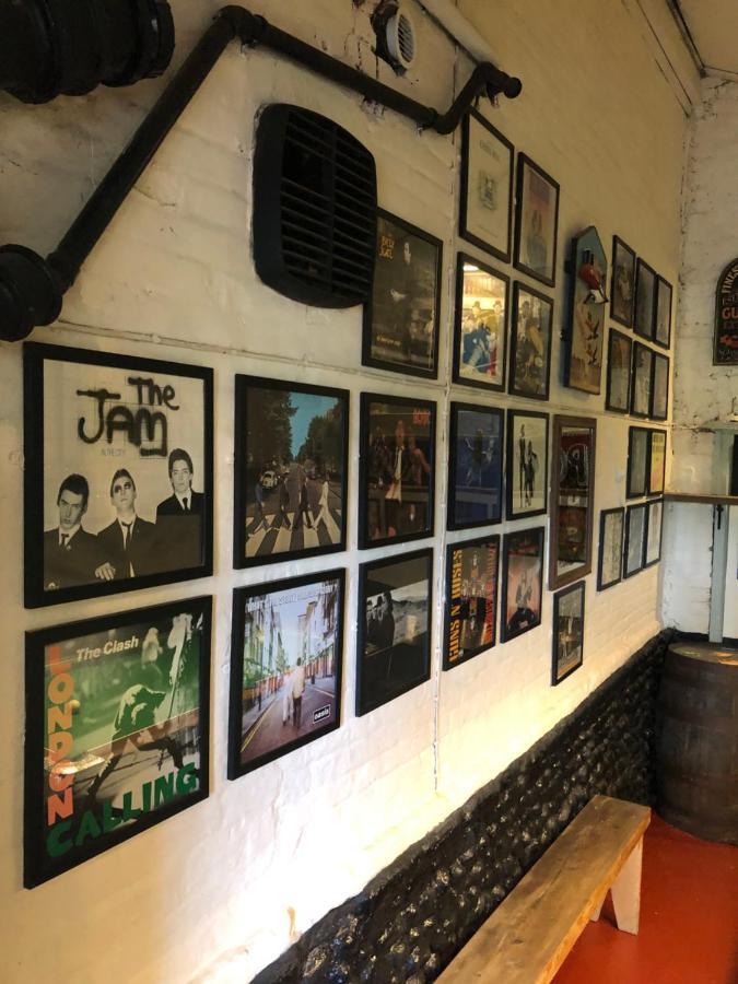 The Crown Inn Smallburgh 外观 照片