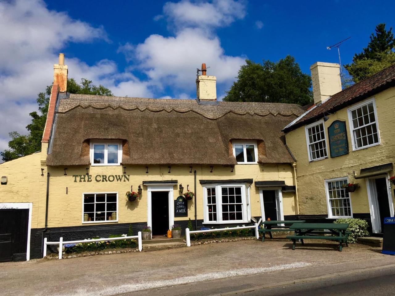 The Crown Inn Smallburgh 外观 照片
